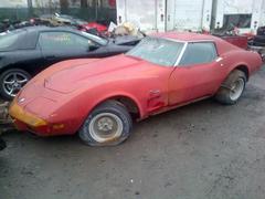 Check out the barn find 75 Corvette for parts only